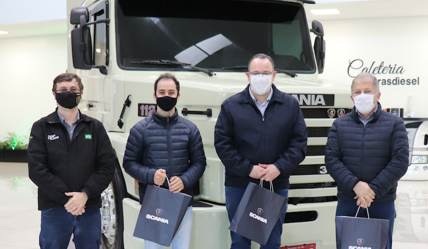 Brasdiesel recebe visita dos Executivos da Martiplast.