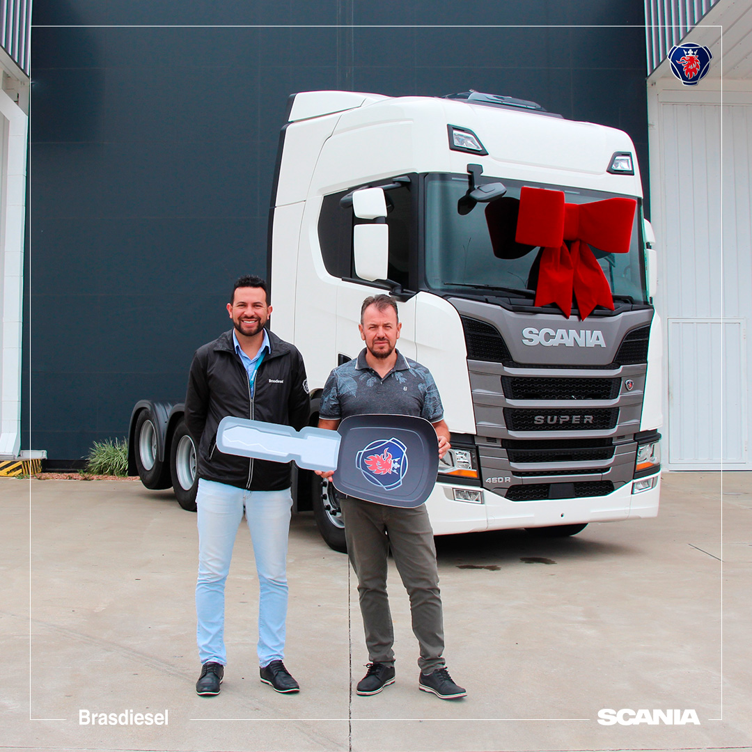 ENTREGA DE VEÍCULO - VENETOSUL TRANSPORTES