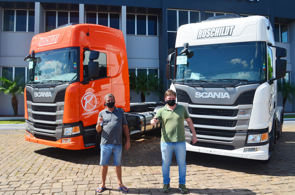 ENTREGA DE VEÍCULOS - ROSCHILDT COMÉRCIO E DISTRIBUIÇÃO DE CARNES LTDA