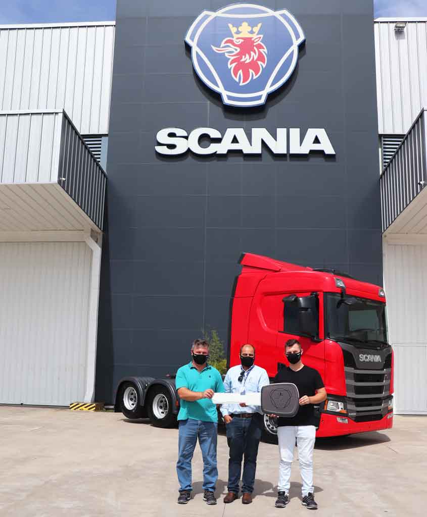ENTREGA DE VEÍCULOS - SEGER TRANSPORTES  
