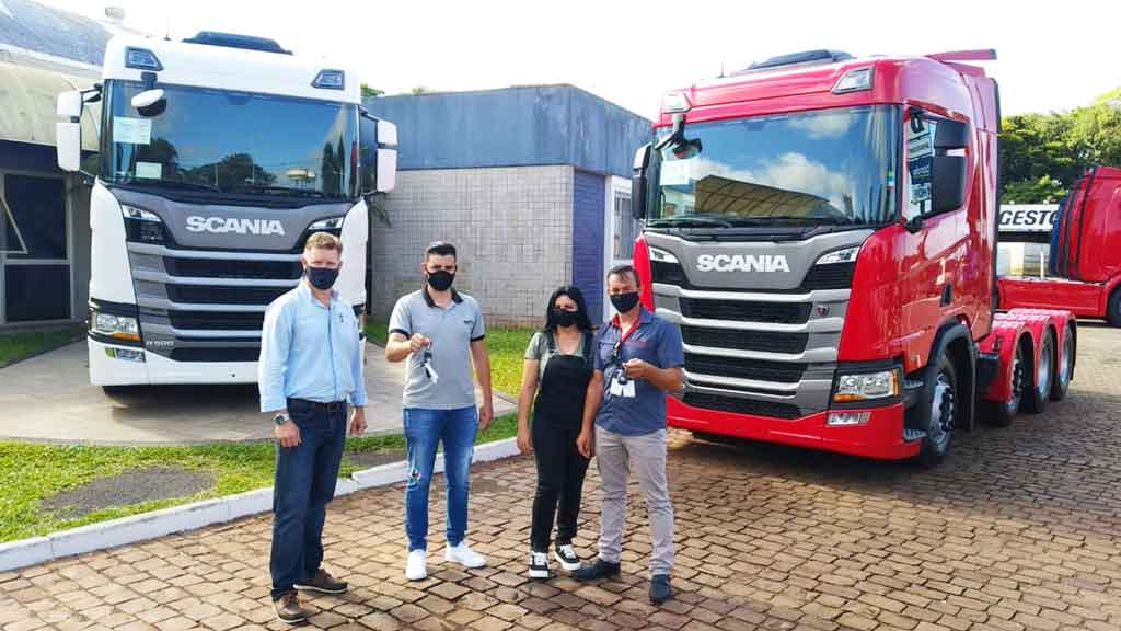 ENTREGA DE VEÍCULOS -  ENGEL TRANSPORTES EIRELI   