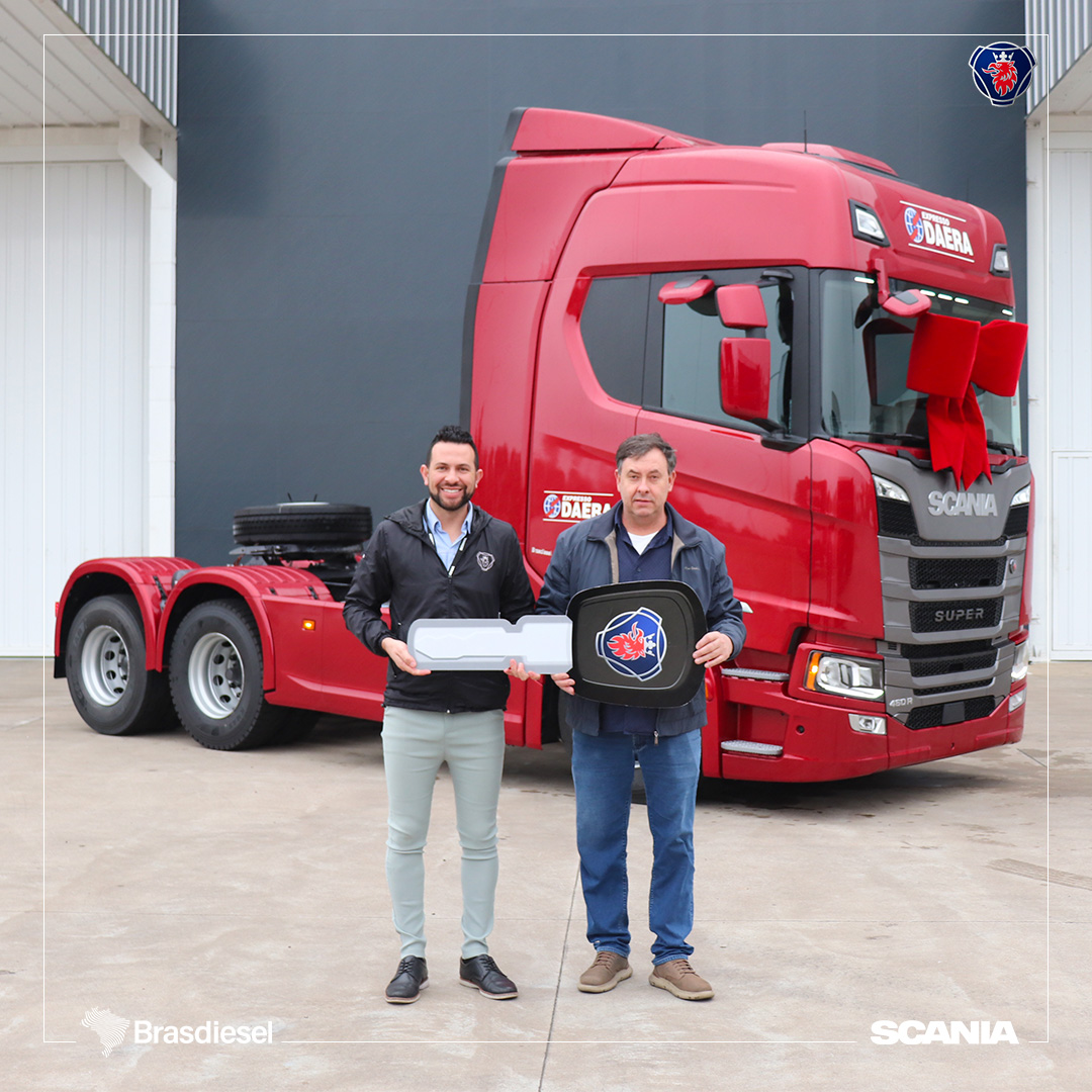 ENTREGA DE VEÍCULO - EXPRESSO DAERA TRANSPORTES LTDA        