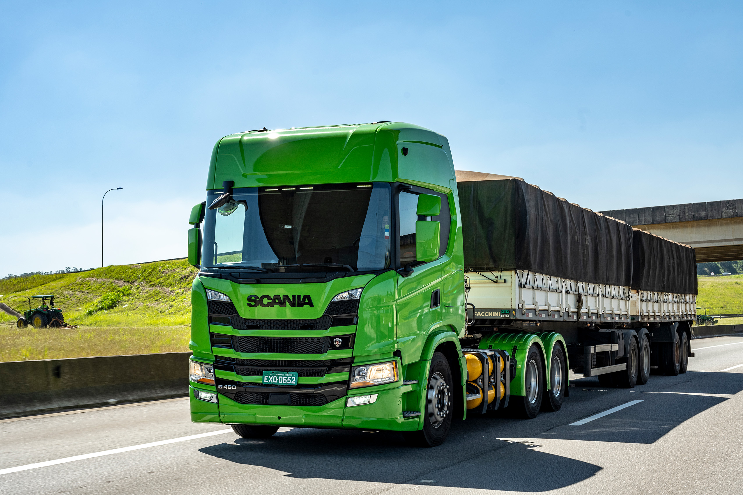 Scania lançará novo caminhão a gás na Agrishow  e eleva patamar do transporte sustentável no Brasil