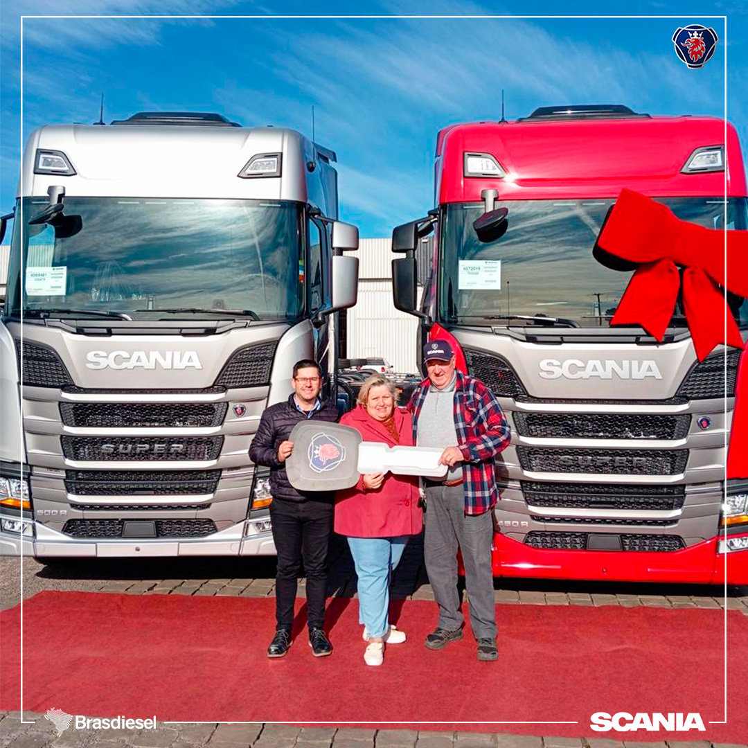 ENTREGA DE VEÍCULOS - AGOSTINI COMÉRCIO E TRANSPORTES LTDA