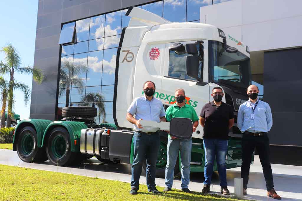 ENTREGA DE VEÍCULOS - RODOVIÁRIO BEDIN