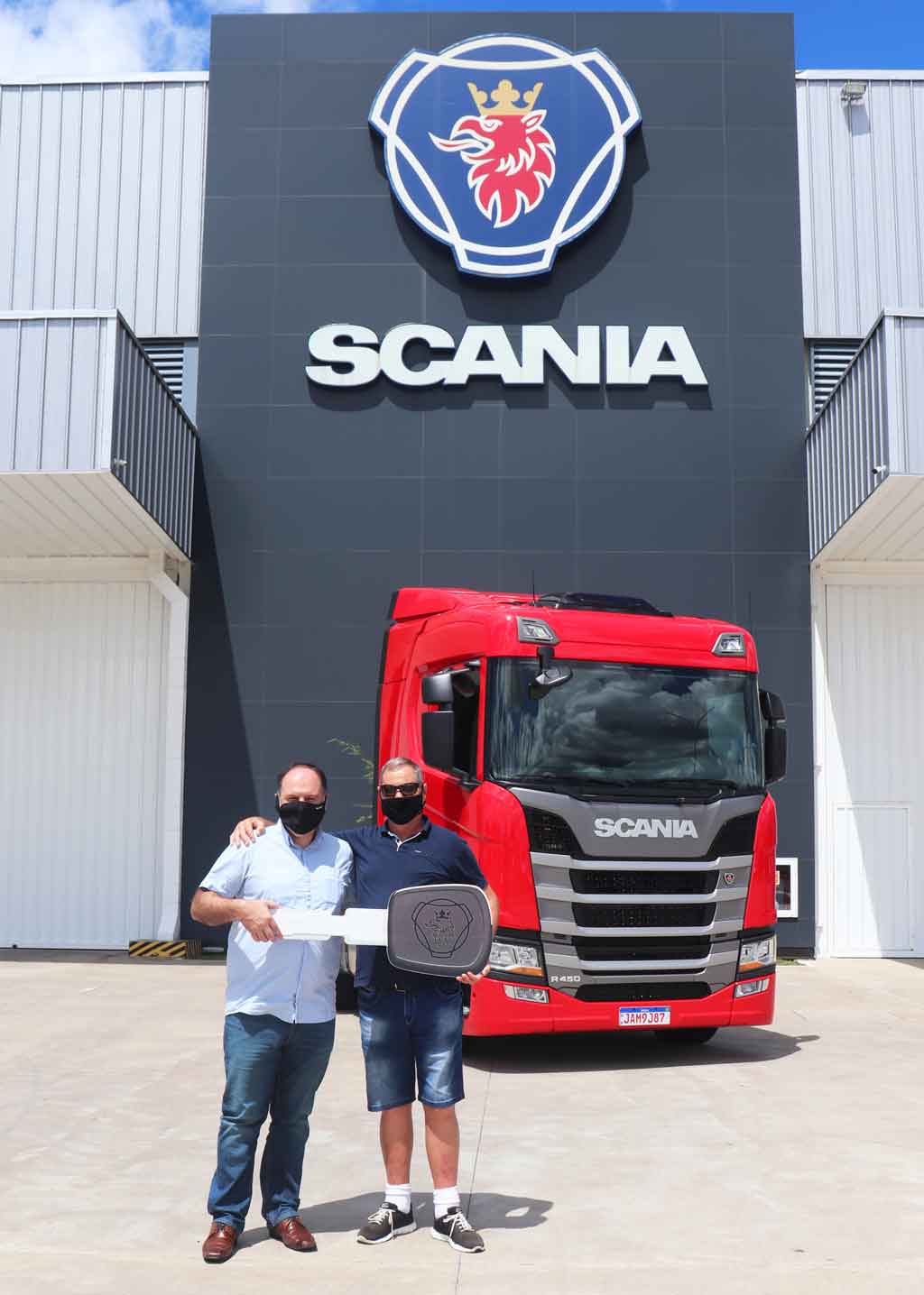 ENTREGA DE VEÍCULOS - BOER TRANSPORTES EIRELI