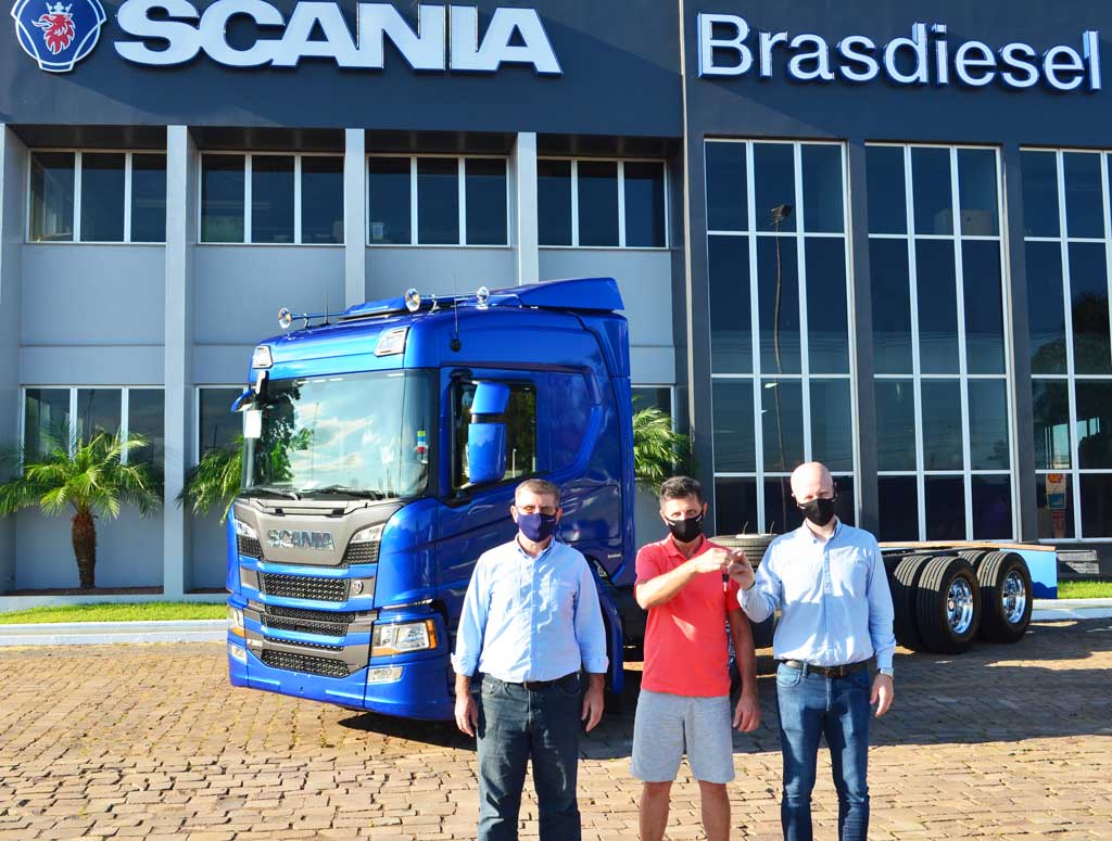 ENTREGA DE VEÍCULOS - TRANSPORTES D.A.C LTDA  