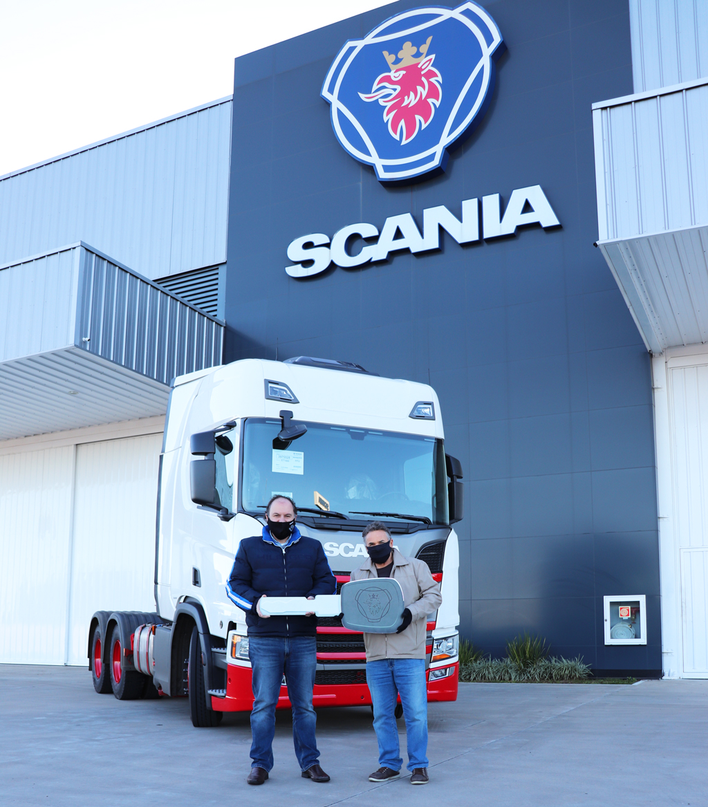 ENTREGA DE VEÍCULOS - RIGATRANS TRANSPORTES  