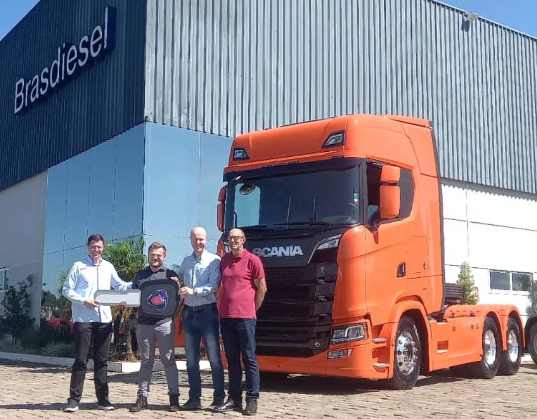 ENTREGA DE VEÍCULO CONTINENTAL EXPRESS TRANSPORTES LTDA