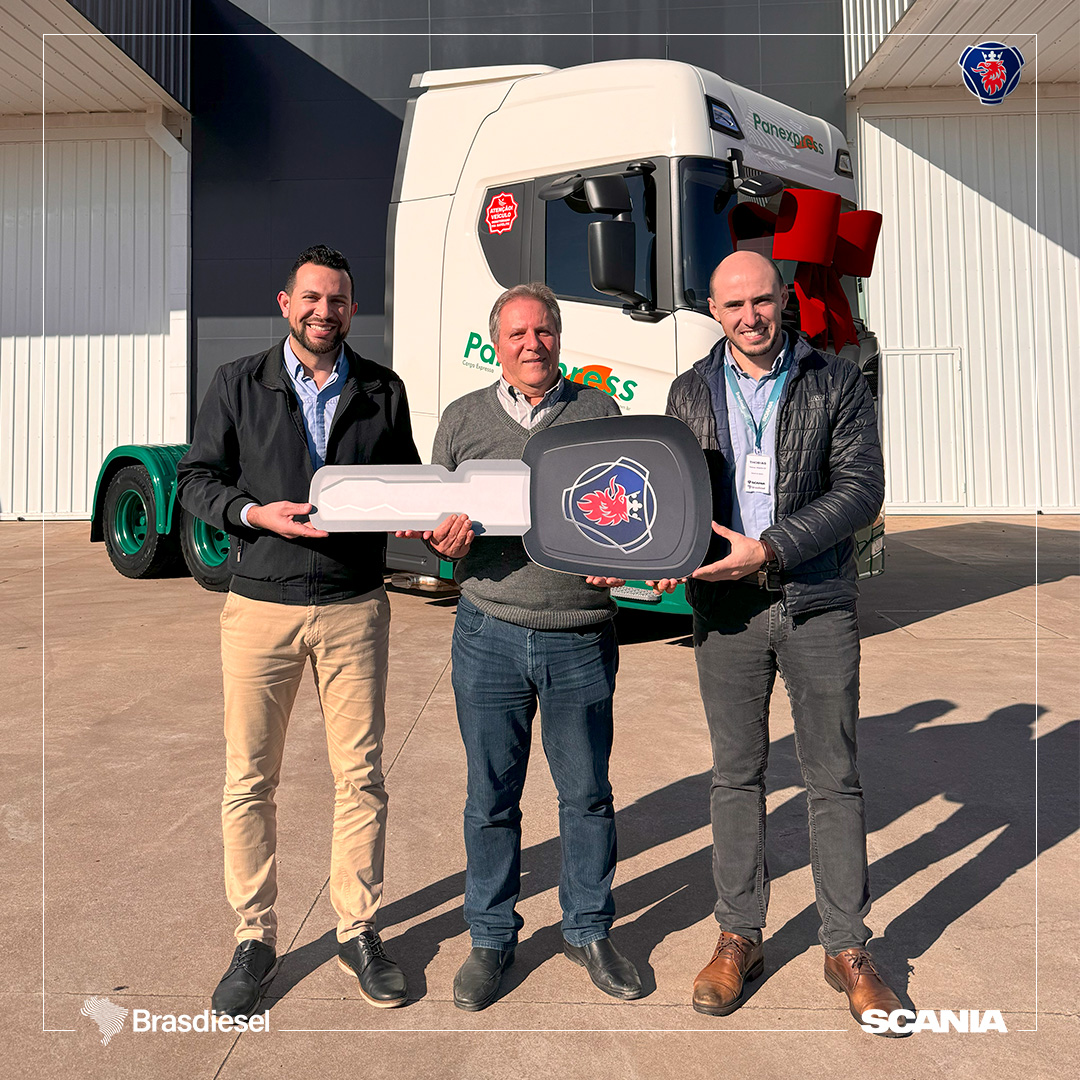 ENTREGA DE VEÍCULO - TRANSPORTES PANEX