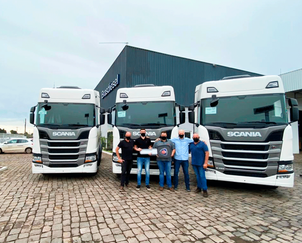 ENTREGA DE VEÍCULOS - MARIANA TRANSPORTE RODOVIÁRIO DE CARGAS LTDA
