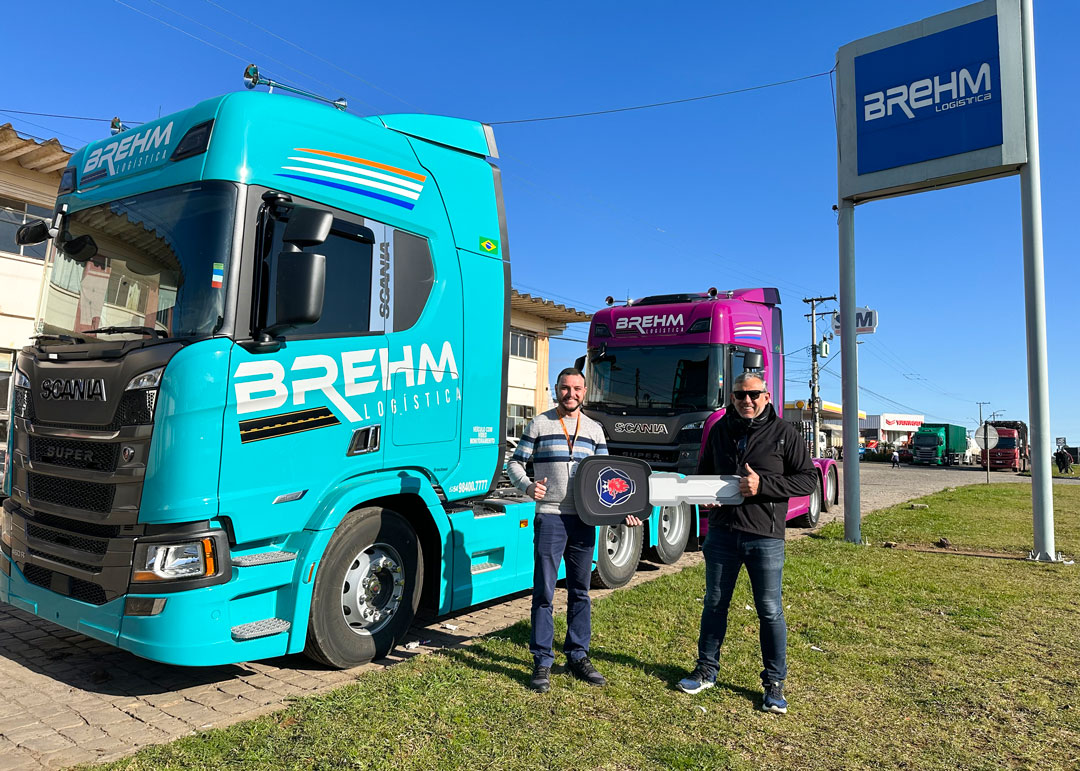 ENTREGA DE VEÍCULOS - BREHM COMÉRCIO E TRANSPORTES LTDA