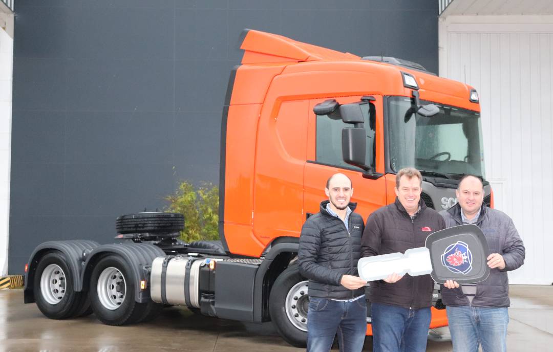 ENTREGA DE VEÍCULO ZANIN TRANSPORTES E LOGISTICA LTDA