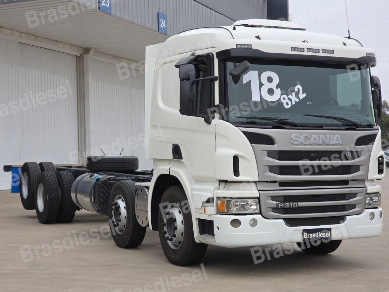 P 310 8X2