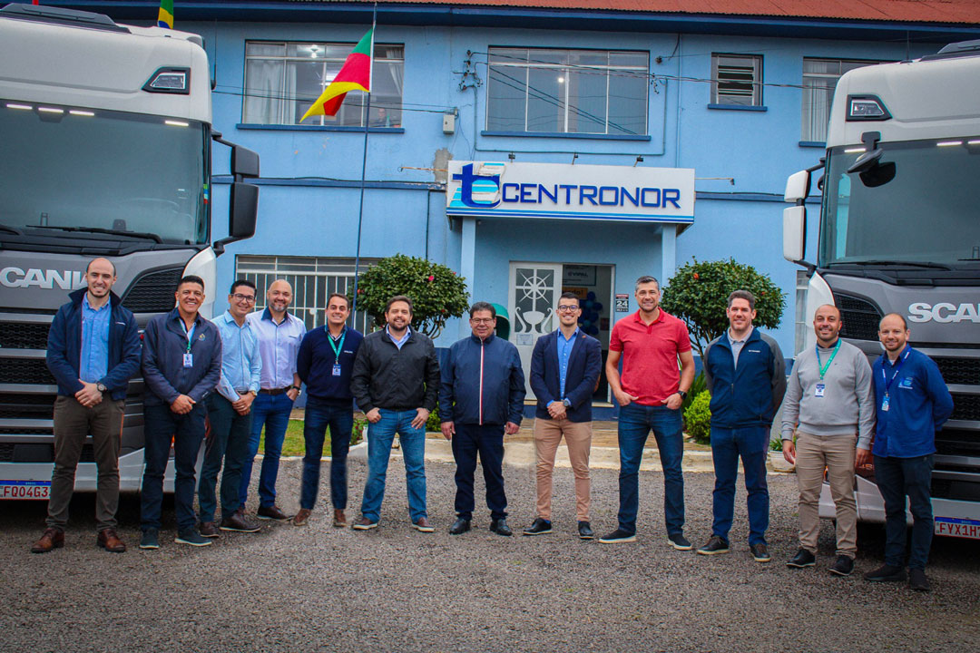 CENTRONOR RECEBEU DOIS NOVOS VEÍCULOS SCANIA PARA O TREINAMENTO E QUALIFICAÇÃO DE MOTORISTAS