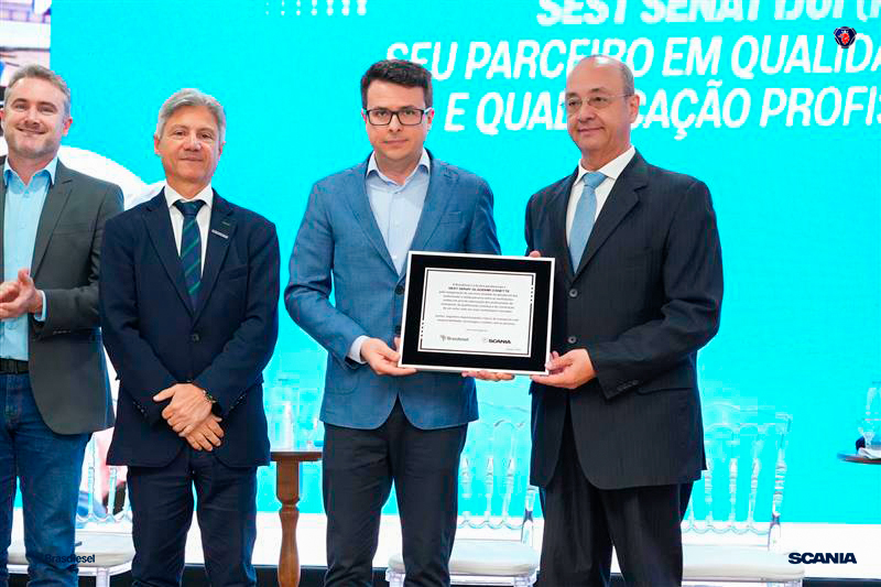 Brasdiesel Scania prestigia inauguração da nova unidade do SEST SENAT em Ijuí